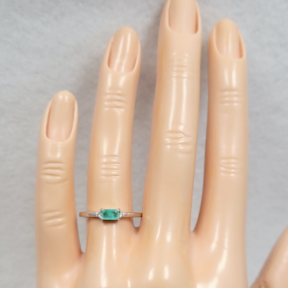 Sterling Silver Paraíba Tourmaline Ring - Picture 11 of 13